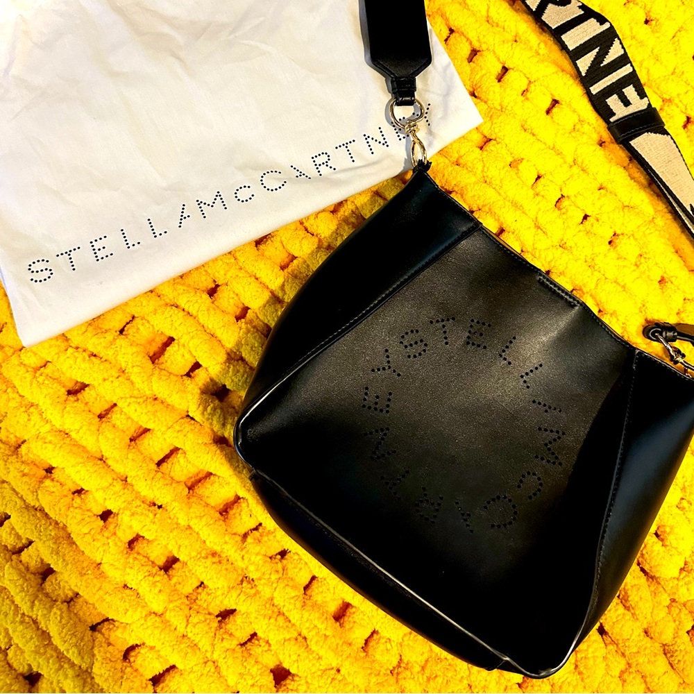 STELLA MCARTNEY crossbody bag. Used once. No marks or stains